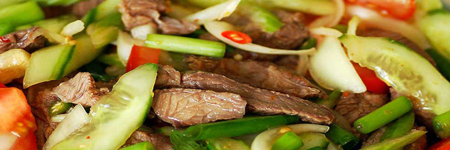 Thai marhasaláta lime-gyömbér öntettel