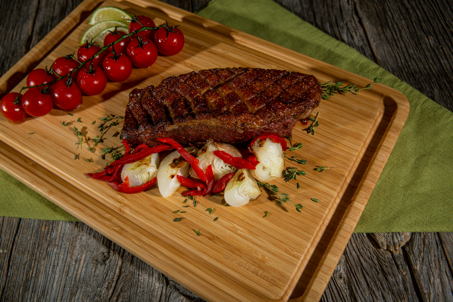 Baron™ Bamboo Cutting and Serving Board